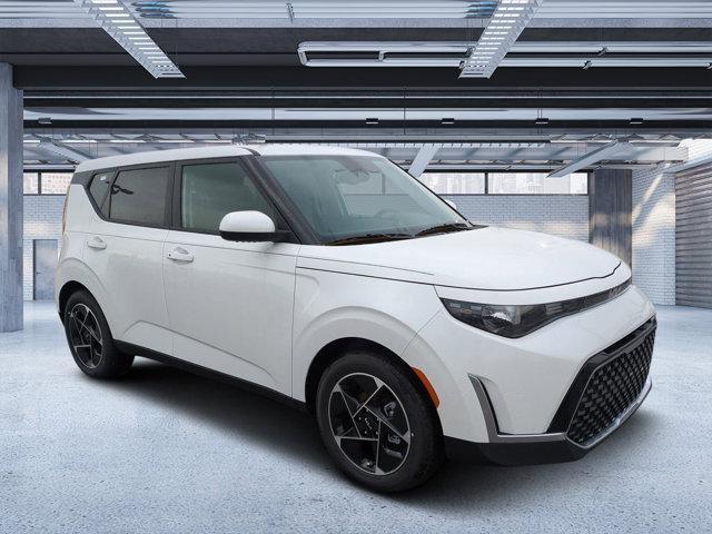 new 2025 Kia Soul car, priced at $25,062