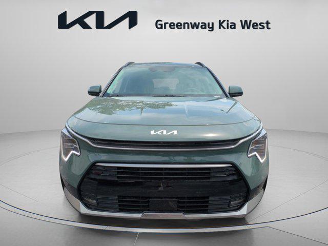 new 2025 Kia Niro car, priced at $33,354