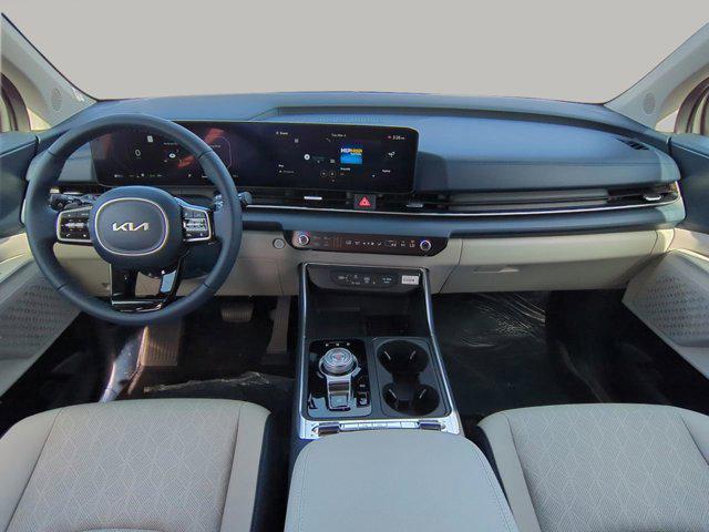 new 2025 Kia Carnival Hybrid car, priced at $46,890