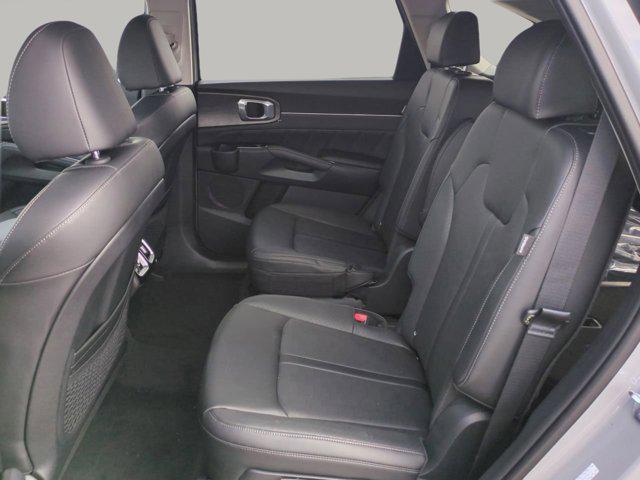 new 2025 Kia Sorento car, priced at $42,273