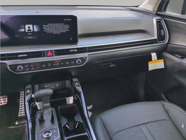 new 2025 Kia Sorento car, priced at $42,273
