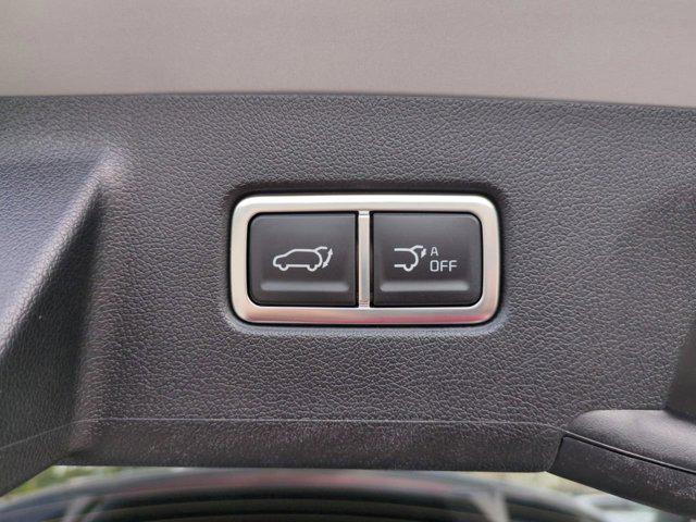 new 2025 Kia Sorento car, priced at $38,617
