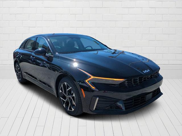 new 2025 Kia K5 car, priced at $33,980
