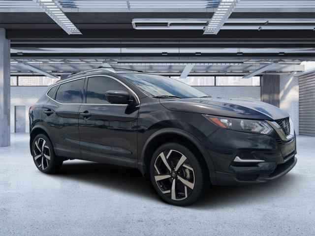 used 2020 Nissan Rogue Sport car, priced at $16,899