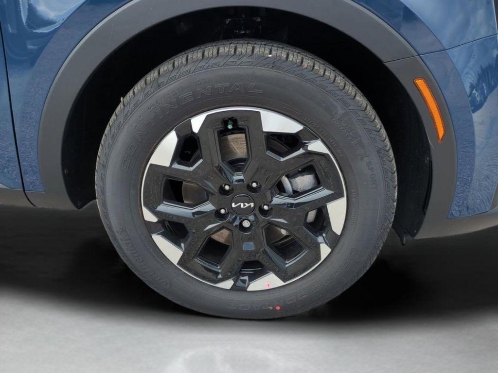 new 2026 Kia Sorento car, priced at $36,795