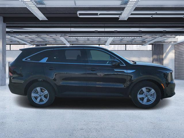 new 2025 Kia Sorento car, priced at $33,360