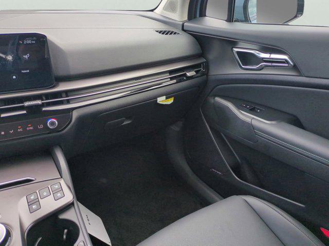 new 2026 Kia Sportage Hybrid car, priced at $39,676