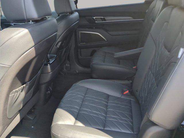 new 2025 Kia Telluride car, priced at $40,585