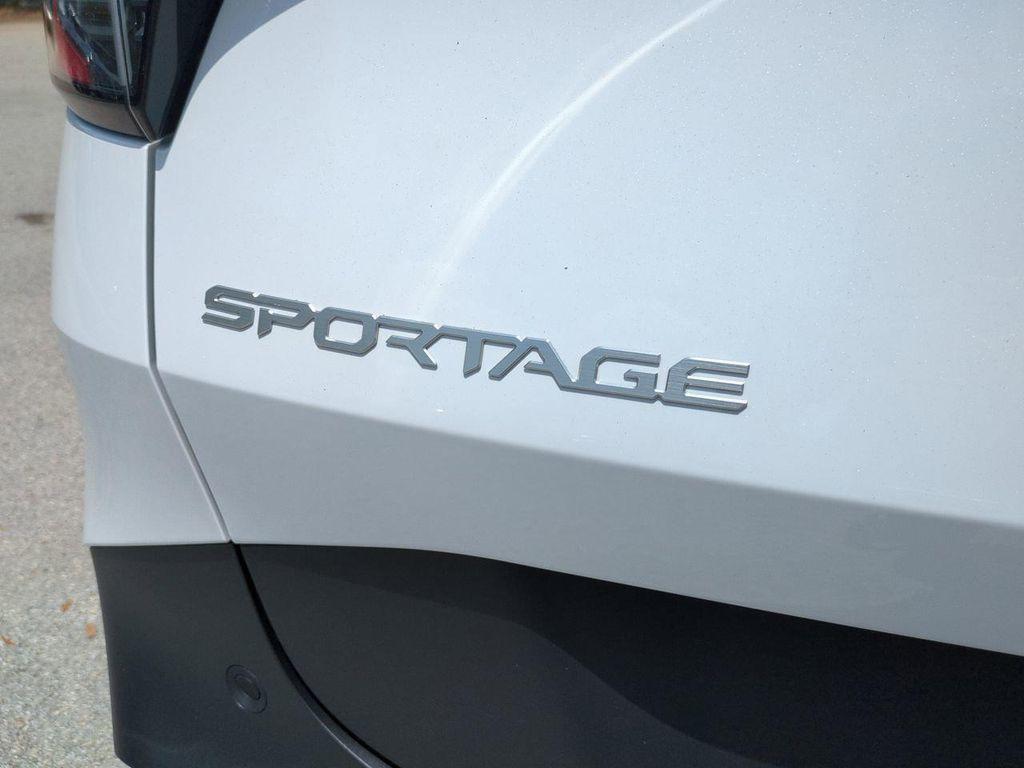 new 2026 Kia Sportage car, priced at $31,276