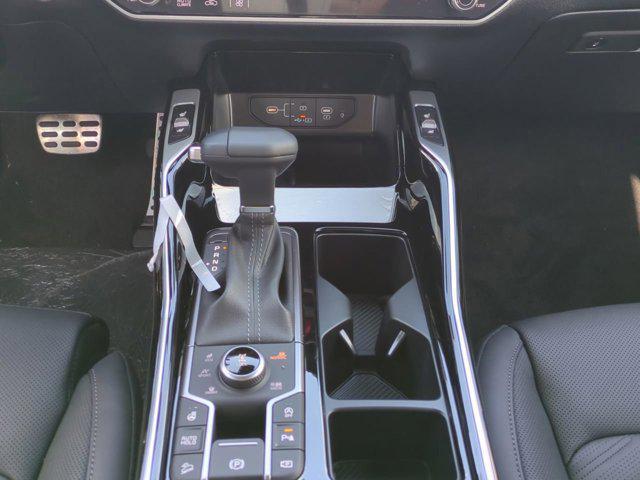 new 2025 Kia Sorento car, priced at $44,928