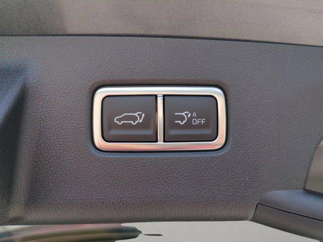 new 2025 Kia Sorento car, priced at $42,522