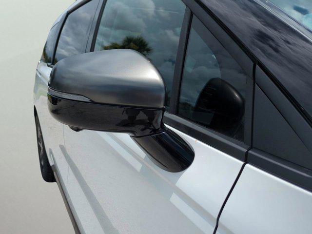 new 2026 Kia Carnival car, priced at $50,621