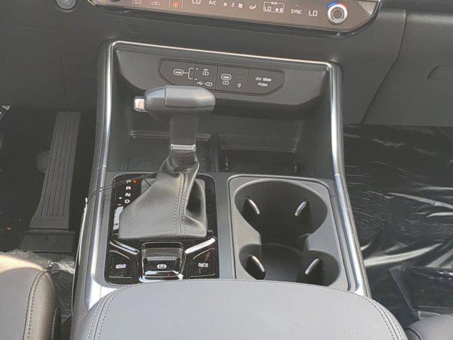 new 2025 Kia Carnival car, priced at $48,944