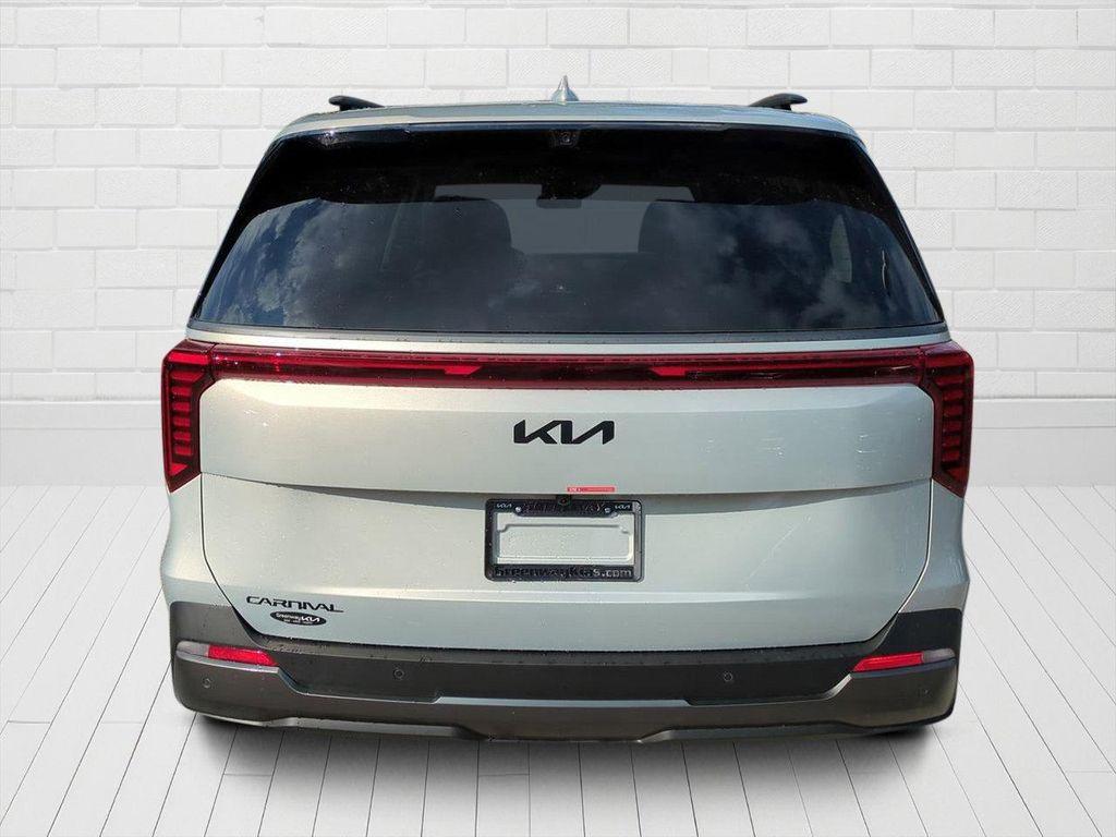 new 2025 Kia Carnival car, priced at $52,600