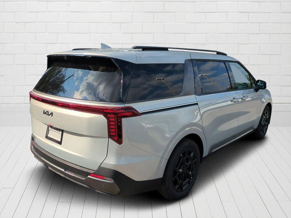 new 2025 Kia Carnival car, priced at $52,600