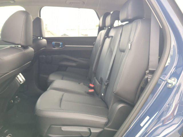 new 2025 Kia Sorento car, priced at $35,526