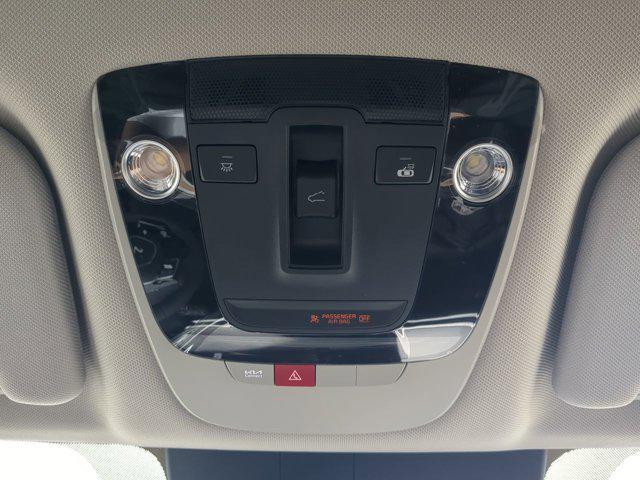 new 2025 Kia Sorento car, priced at $35,526