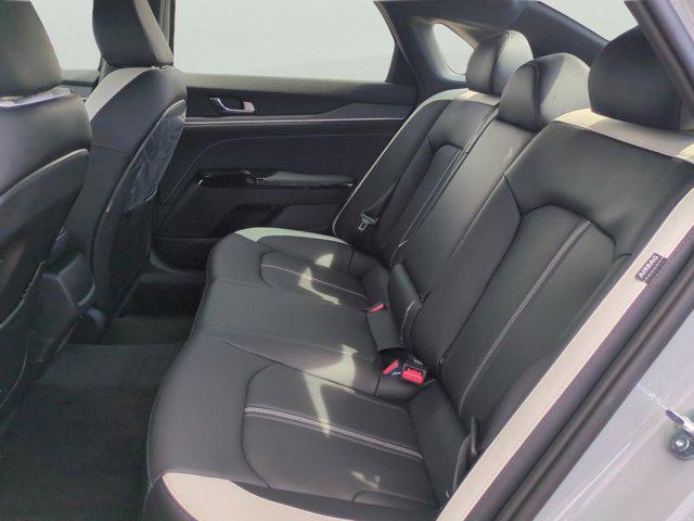 new 2025 Kia K5 car, priced at $28,582