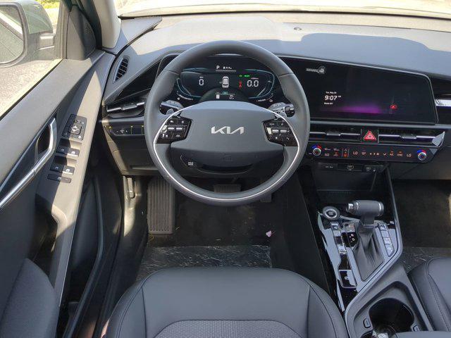 new 2025 Kia Niro car, priced at $28,804