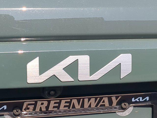 new 2025 Kia Niro car, priced at $28,804