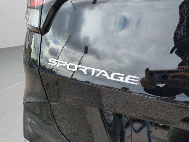 new 2025 Kia Sportage car, priced at $35,175
