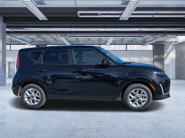 new 2025 Kia Soul car, priced at $21,351