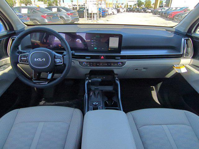 new 2025 Kia Sorento car, priced at $36,076