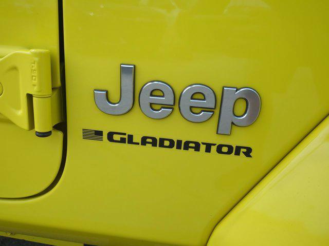 used 2023 Jeep Gladiator car, priced at $31,956