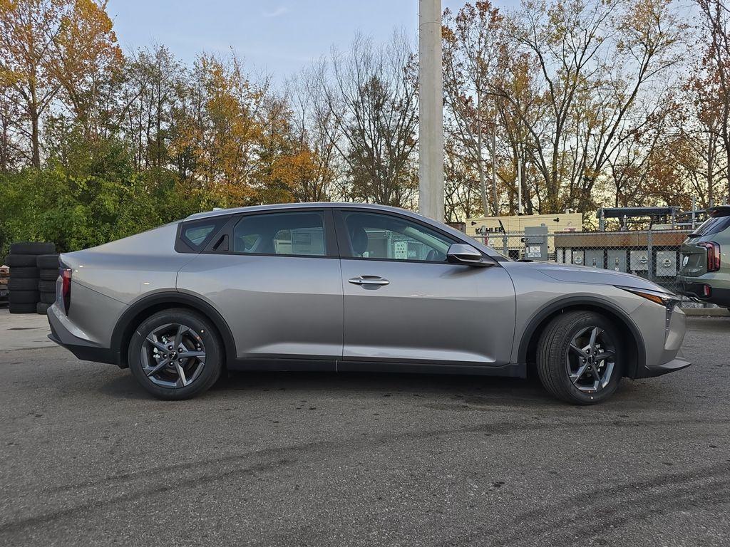 new 2025 Kia K4 car, priced at $22,091