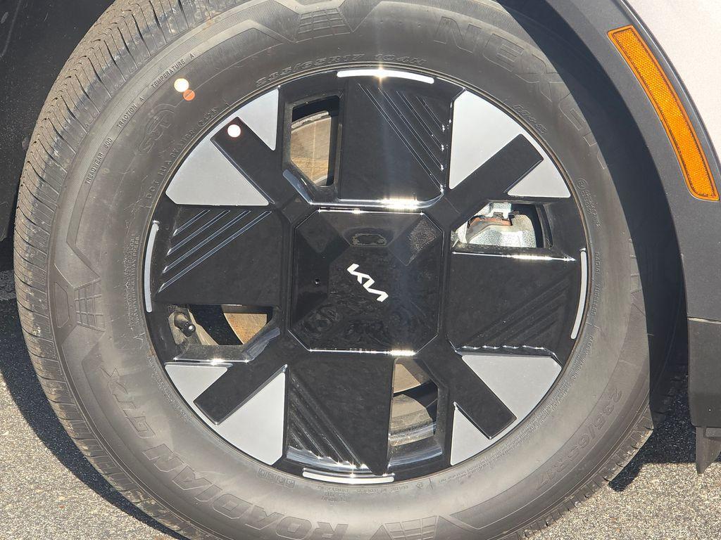 new 2026 Kia Sportage Hybrid car, priced at $28,593