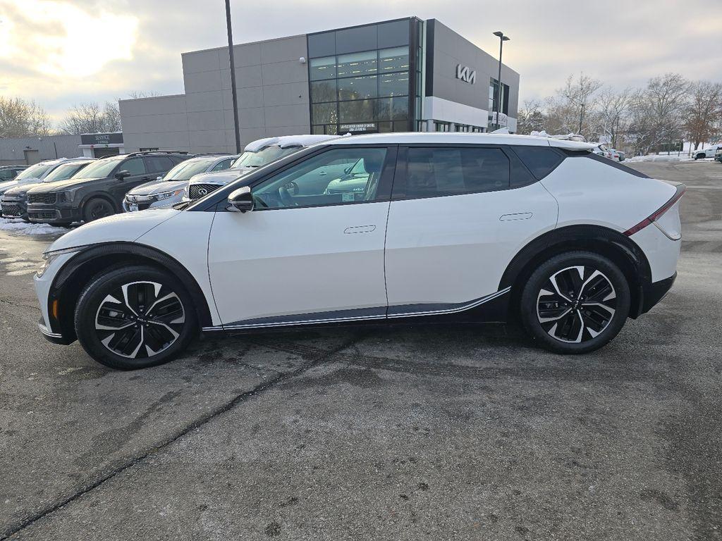used 2023 Kia EV6 car, priced at $21,827