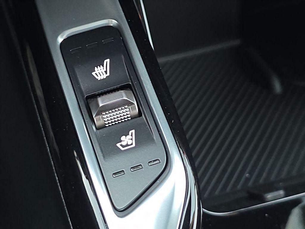 new 2026 Kia Sorento car, priced at $40,203