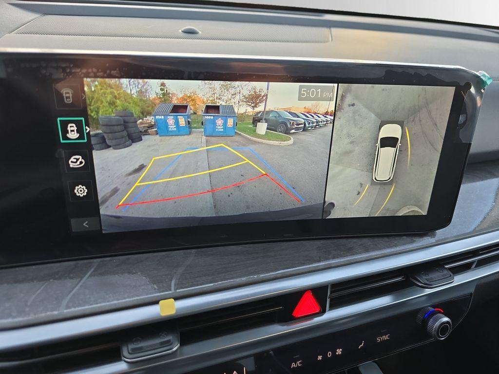 new 2026 Kia Sorento car, priced at $40,203