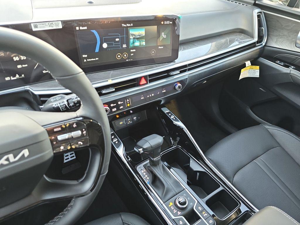 new 2026 Kia Sorento car, priced at $40,203