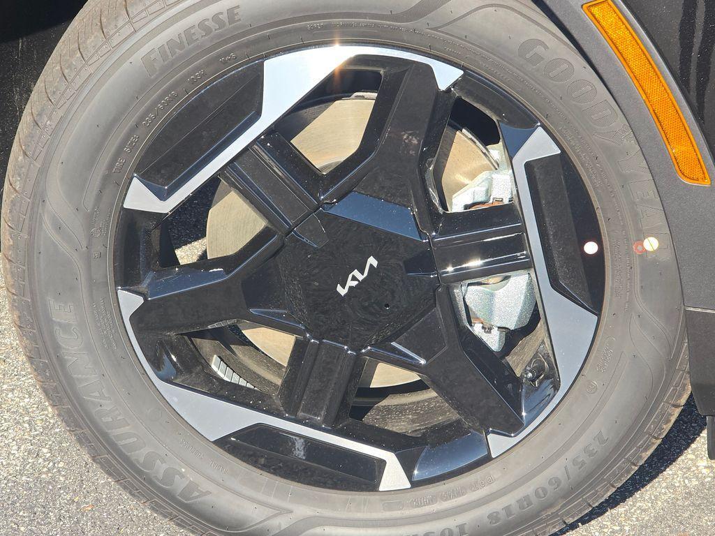 new 2026 Kia Sportage Hybrid car, priced at $30,824