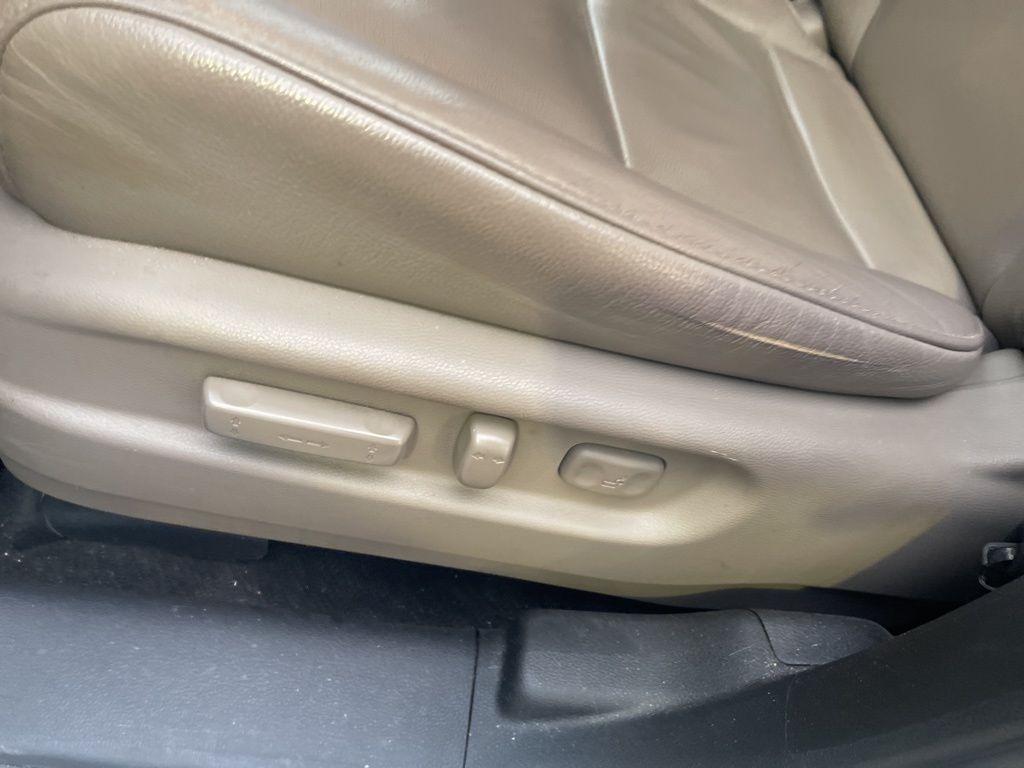 used 2018 Honda Pilot car, priced at $15,491