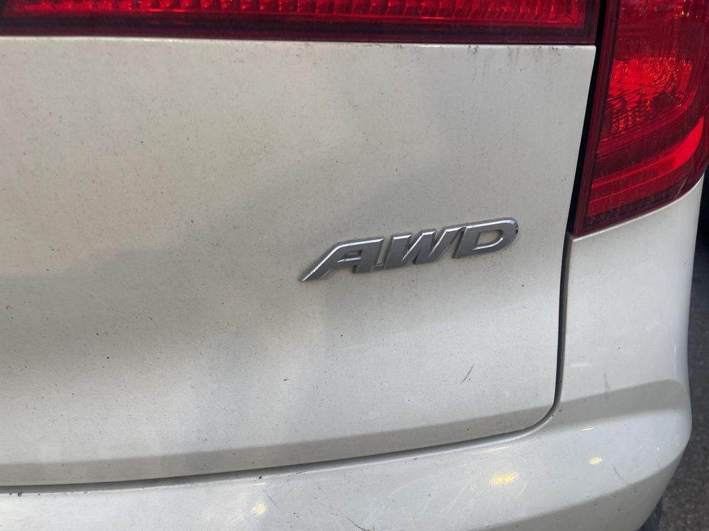 used 2018 Honda Pilot car, priced at $15,491