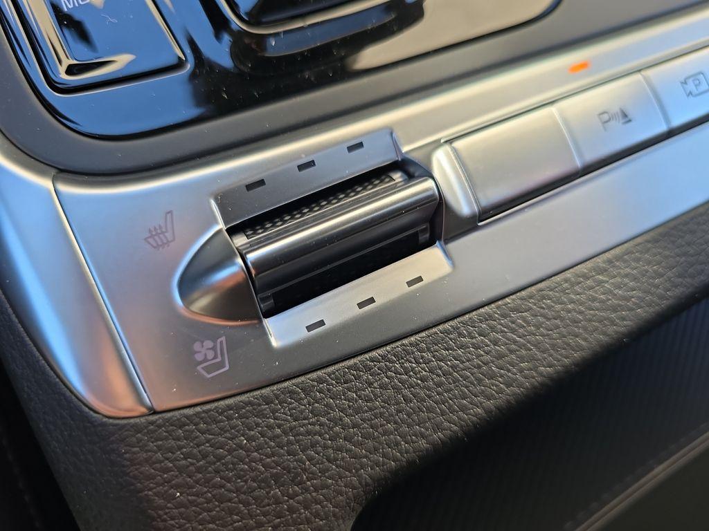 new 2026 Kia Carnival car, priced at $44,326