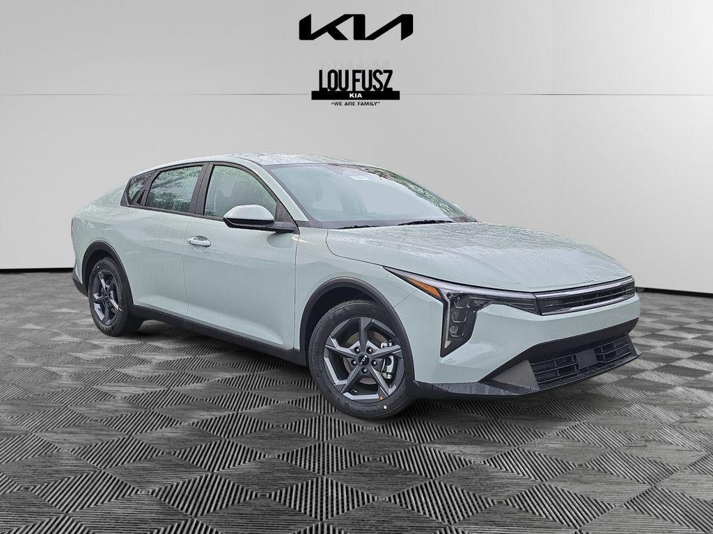 new 2025 Kia K4 car, priced at $21,640