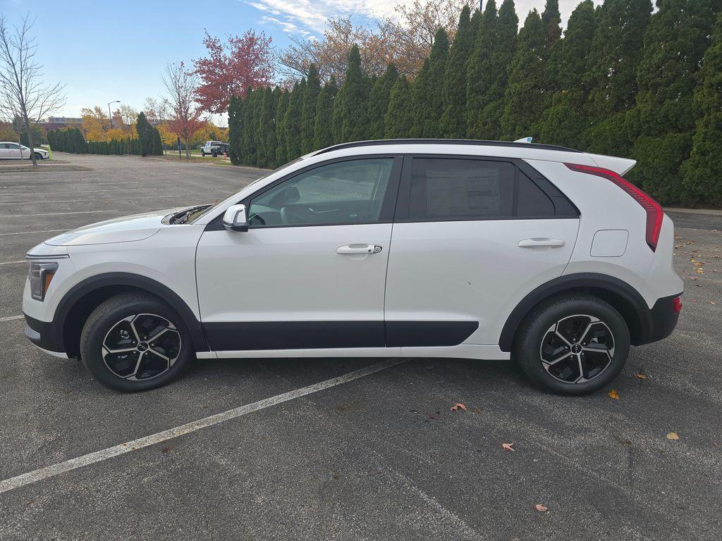 new 2025 Kia Niro car, priced at $25,760
