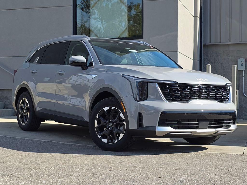 new 2026 Kia Sorento car, priced at $33,137