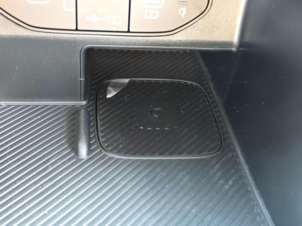 new 2026 Kia Sorento car, priced at $33,137