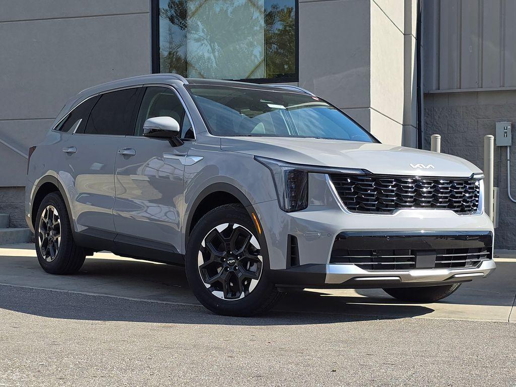 new 2026 Kia Sorento car, priced at $33,137