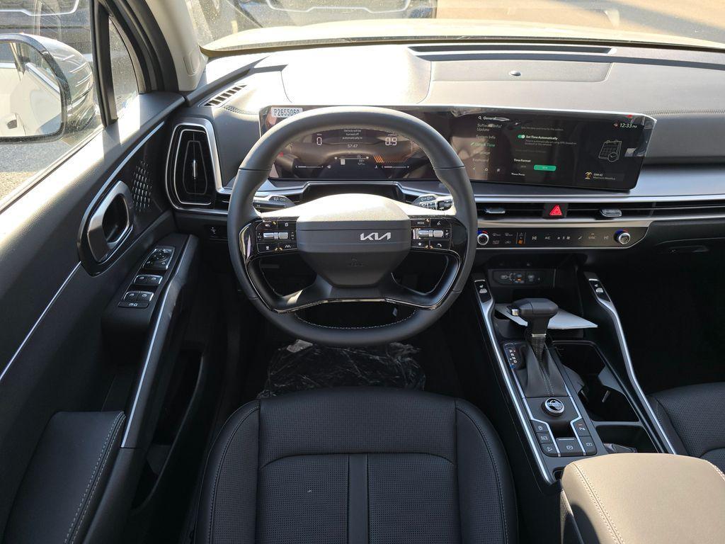 new 2026 Kia Sorento car, priced at $33,137