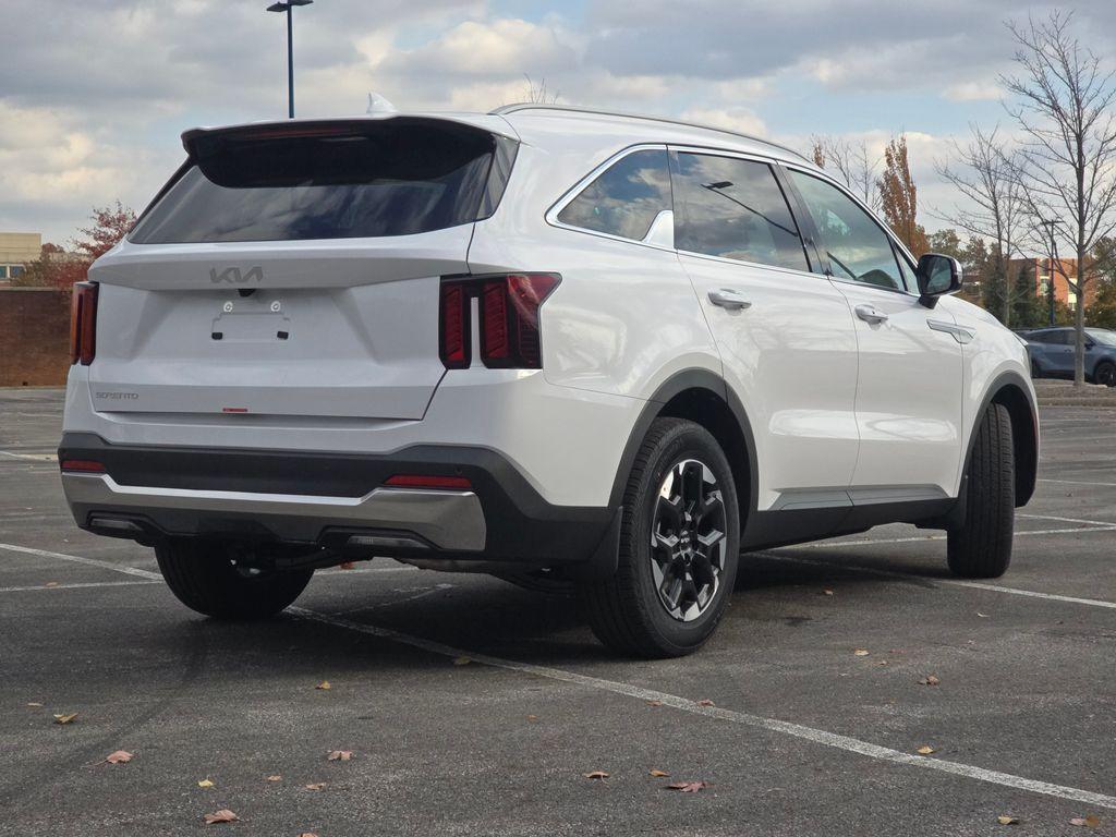 new 2026 Kia Sorento car, priced at $33,479