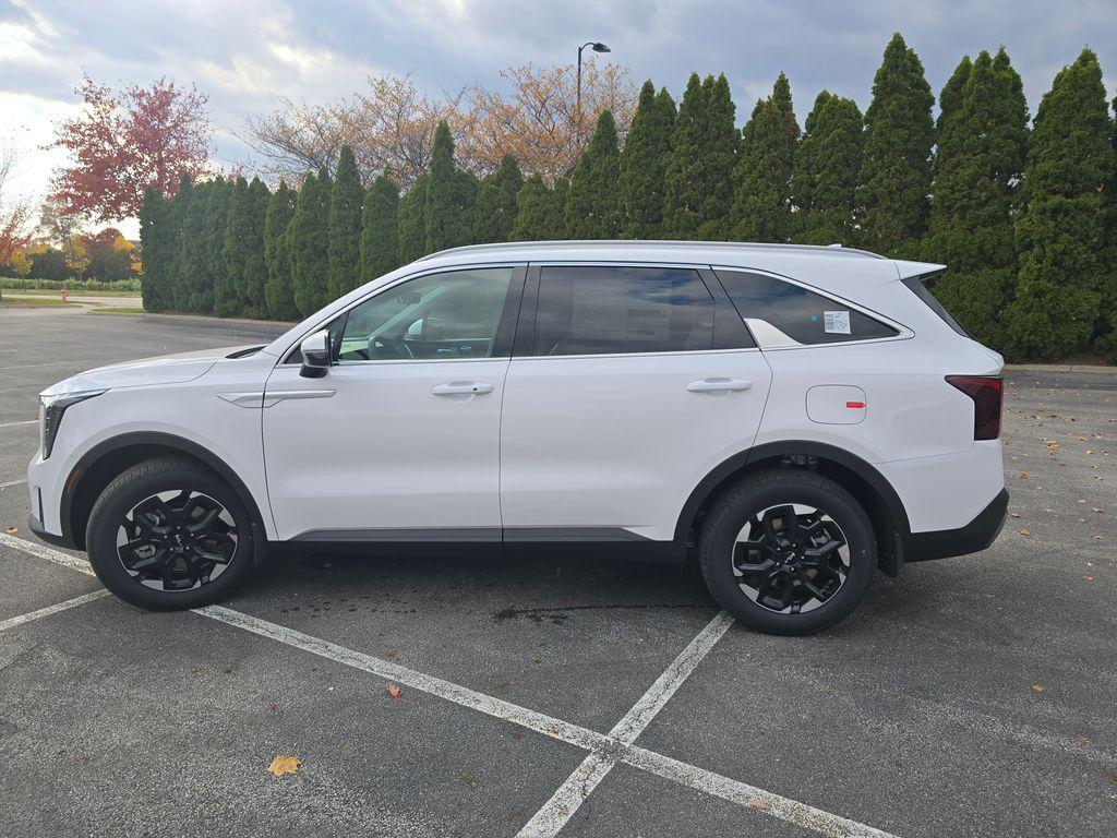 new 2026 Kia Sorento car, priced at $33,479