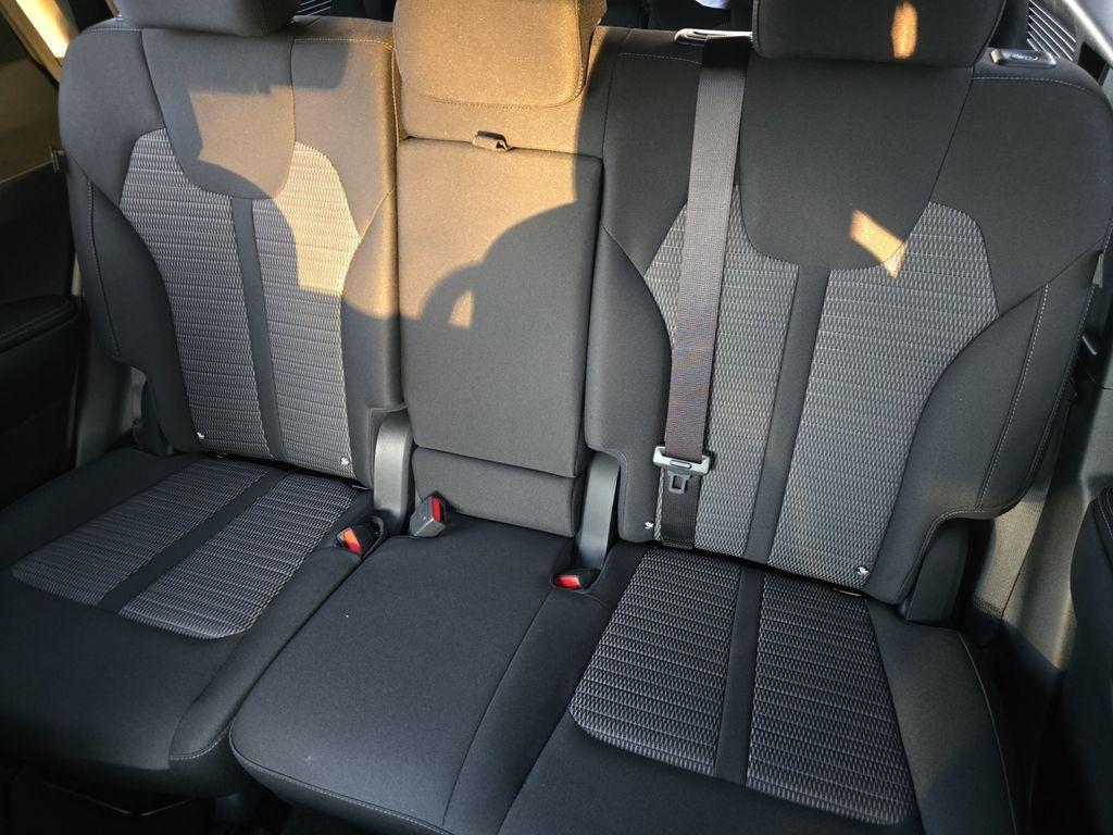 new 2026 Kia Sorento car, priced at $28,677