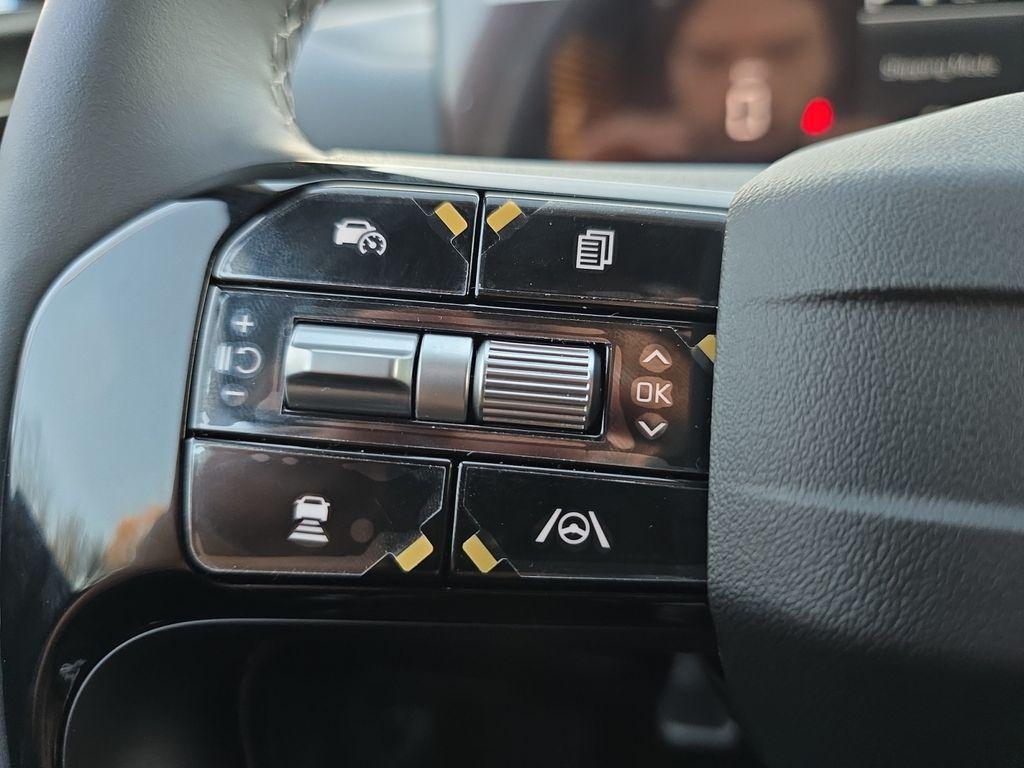 new 2026 Kia Sorento car, priced at $28,677