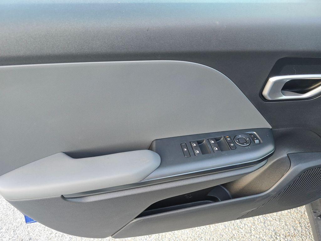 new 2025 Kia K4 car, priced at $21,640