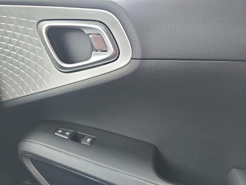 used 2023 Kia Soul car, priced at $17,128